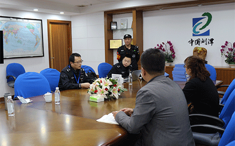 嚴(yán)把安全關(guān)，區(qū)應(yīng)急管理局到訪劉潭服裝廠