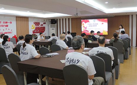 劉潭服裝開展“話黨史，感黨恩”活動