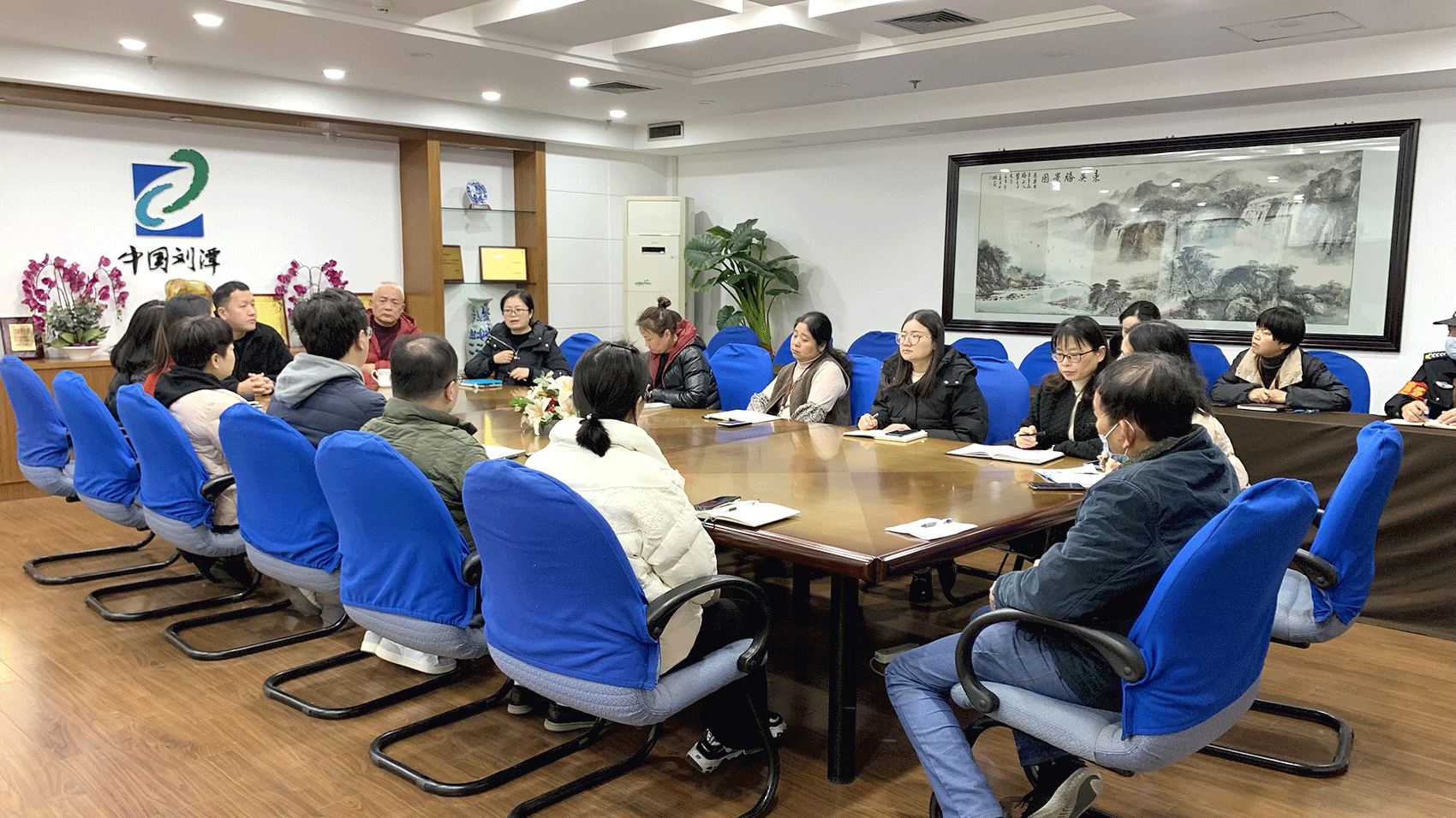 劉潭服裝疫情防控會議