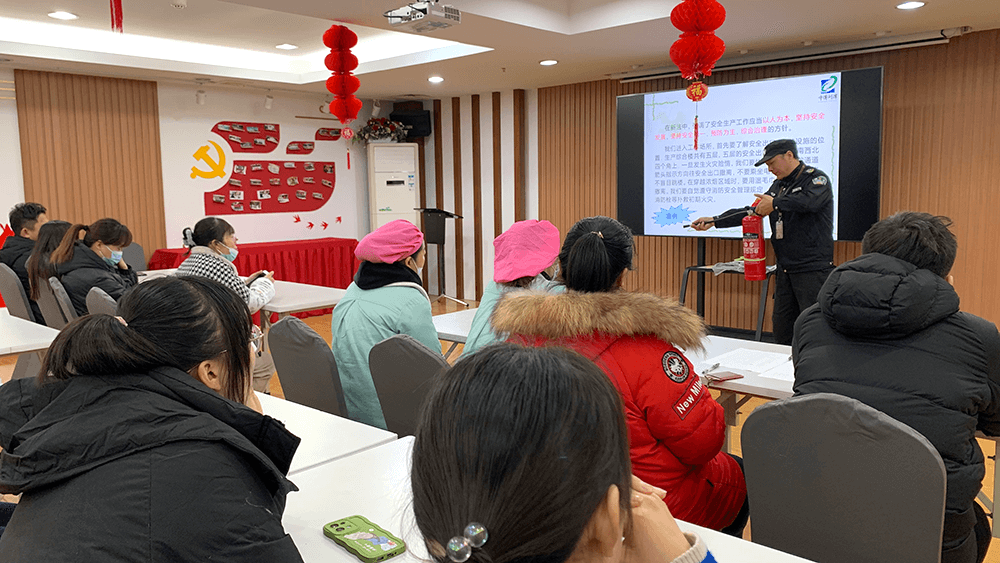 劉潭服裝開展新員工培訓(xùn)