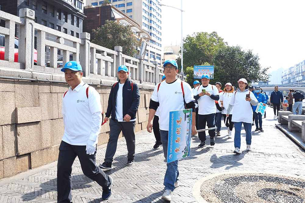 劉潭服裝參加大運河徒步活動