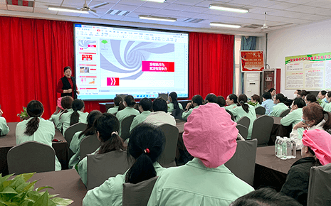 劉潭服裝開(kāi)展P.A.C.E女性執(zhí)行力專題培訓(xùn)