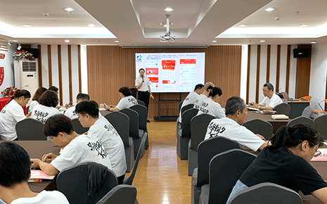 劉潭服裝:扎實(shí)開展黨組織生活會 劉潭服裝:扎實(shí)開展黨組織生活會