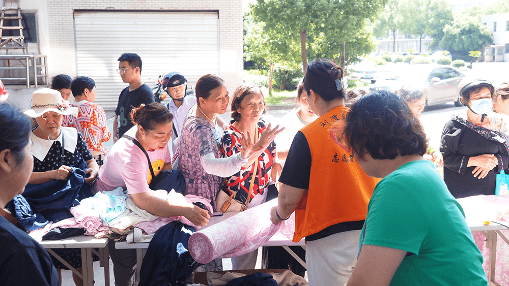 99公益日劉潭服裝邀你一起做好事