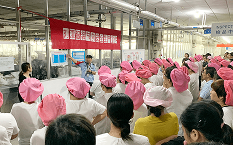 劉潭服裝：深入開(kāi)展安全教育培訓(xùn)，筑牢節(jié)前安全生產(chǎn)防線(xiàn)