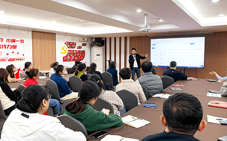 劉潭服裝：召開2024年度預(yù)算填報(bào)培訓(xùn)會