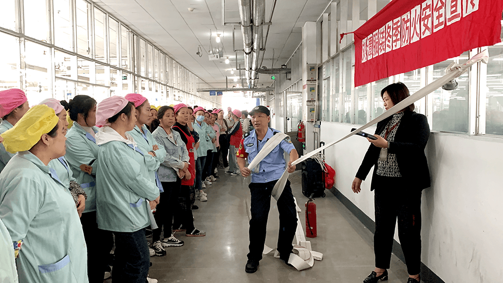 劉潭服裝冬季消防