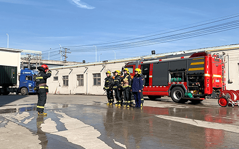 劉潭服裝：消防演練進企業(yè)，筑牢企業(yè)“防火墻”