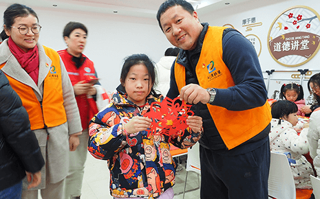 劉潭服裝參加“尋年味 拾年俗”社區(qū)迎新春活動