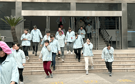 劉潭服裝：生產(chǎn)車間模擬火災救援演練