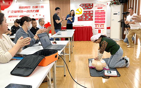 守護(hù)生命 提升應(yīng)急救護(hù)水平丨劉潭服裝開(kāi)展應(yīng)急救護(hù)培訓(xùn)