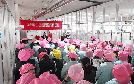 劉潭服裝積極開(kāi)展春節(jié)節(jié)前安全教育培訓(xùn)