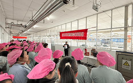 劉潭服裝開(kāi)工日：強(qiáng)化安全培訓(xùn)，重視消防安全！