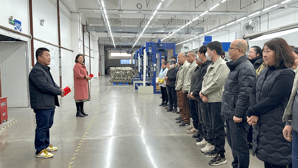 劉潭服裝：開工大吉，喜迎節(jié)后復(fù)工潮！