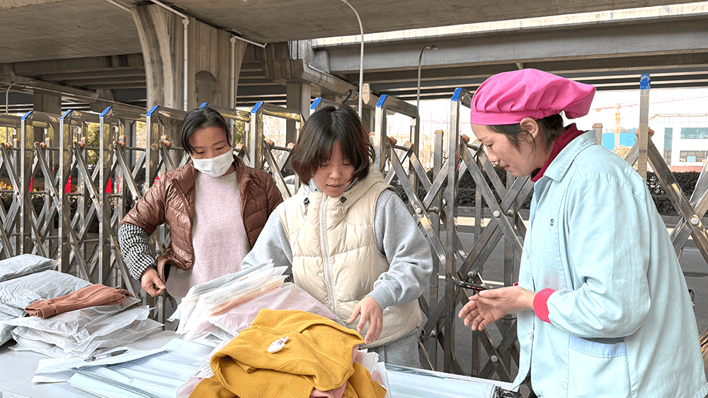 春日童夢盛惠，劉潭服裝溫暖相邀