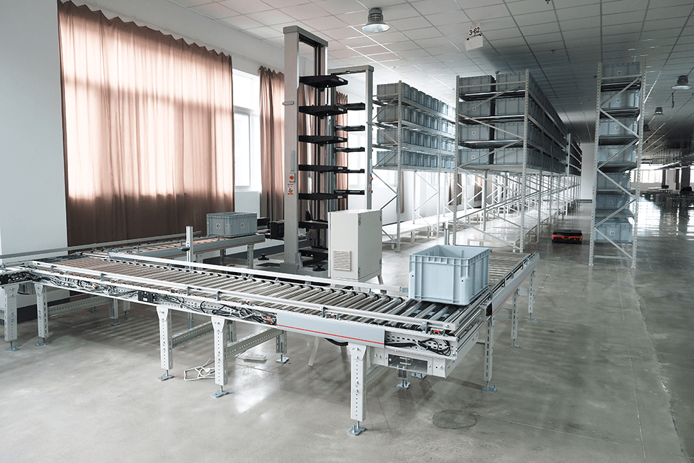 劉潭服裝三樓車間智能化升級穩(wěn)步推進(jìn)