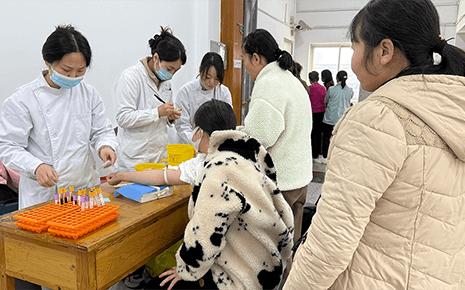 劉潭服裝：關(guān)懷入微，員工健康有“醫(yī)”靠