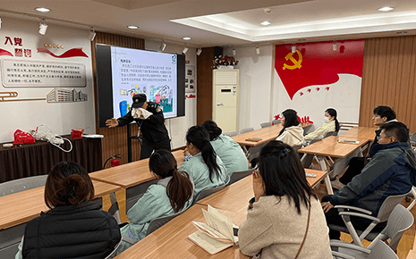 劉潭服裝：新員工入職培訓(xùn)，筑牢安全防線