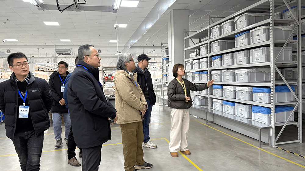 校地企聯(lián)動(dòng)探新路&mdash;&mdash;上海交大教授一行蒞臨劉潭服裝考察交流