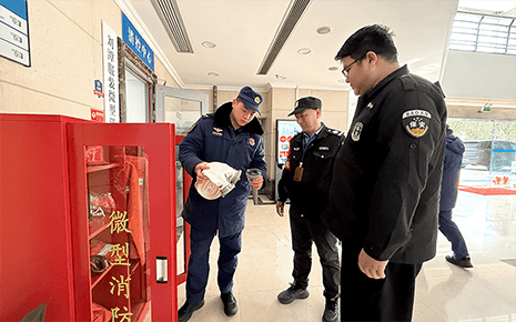 消防部門走進劉潭服裝開展安全檢查與應急演練