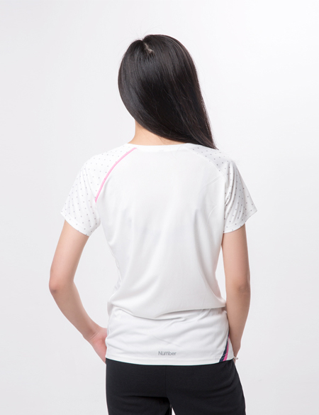 女式運(yùn)動(dòng)T恤
