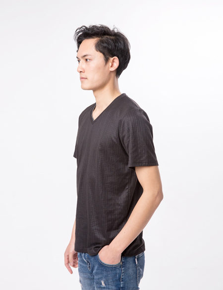 男式針織V領(lǐng)T恤